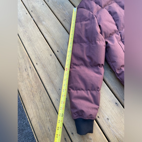 Woods Puffer Jacket Women’s XL in Huckleberry color w/ hood & Removable faux fur - Picture 14 of 16